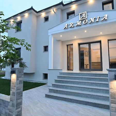 Armonia Luxury Suites Nea Vrasna Ngoại thất bức ảnh