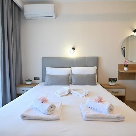 Armonia Luxury Suites Nea Vrasna Ngoại thất bức ảnh