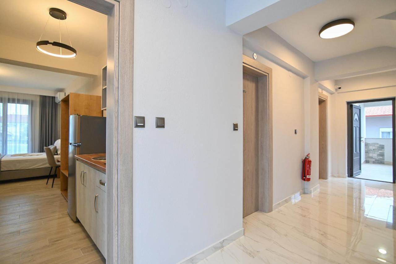 Armonia Luxury Suites Nea Vrasna Ngoại thất bức ảnh