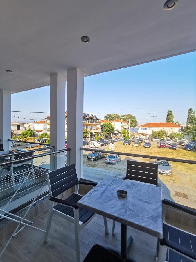 Armonia Luxury Suites Nea Vrasna Ngoại thất bức ảnh