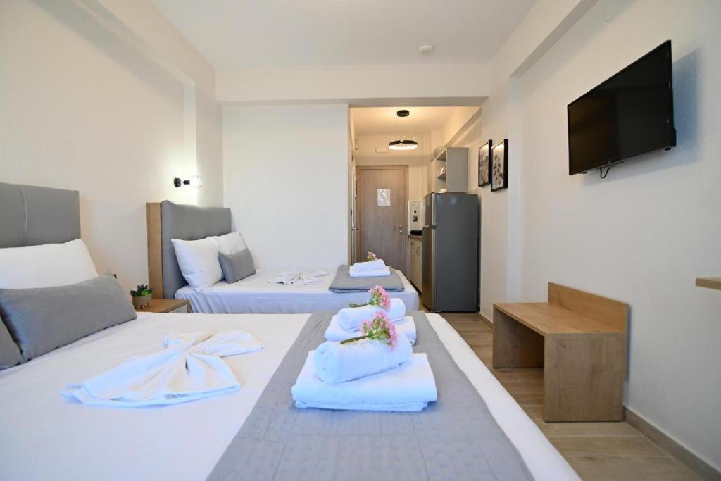 Armonia Luxury Suites Nea Vrasna Ngoại thất bức ảnh